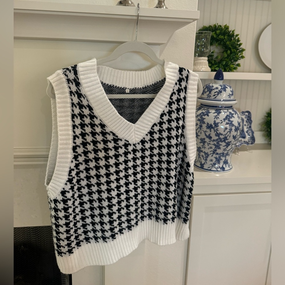 Houndstooth Black and White Sweater Vest